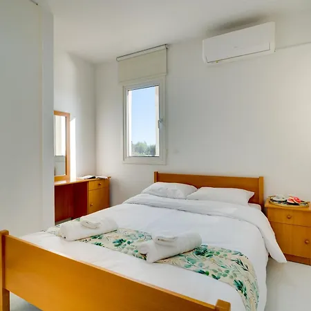 Holiday home Elisabeth Salt Views 200m From Makenzy