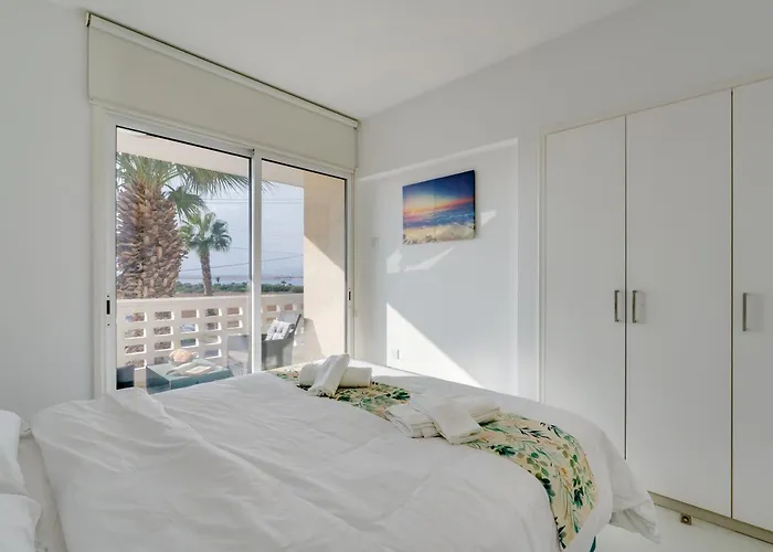 Holiday home Elisabeth Salt Views 200m From Makenzy